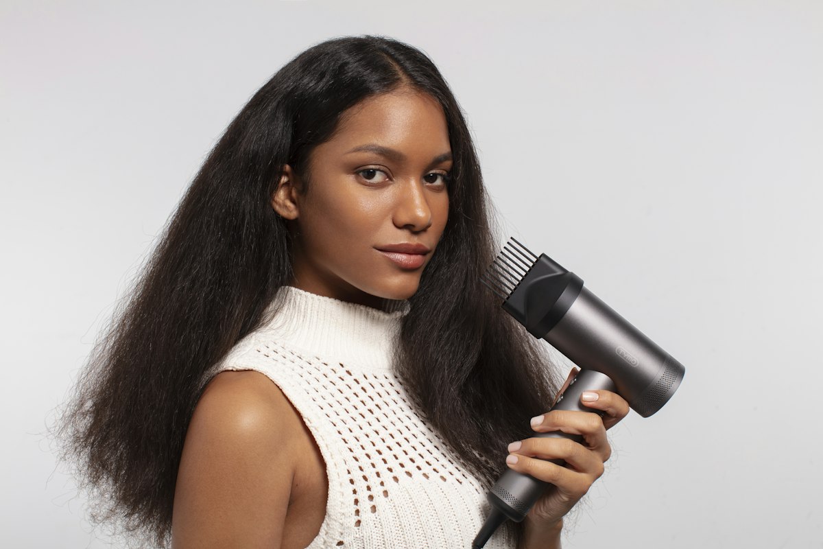 Women's Haircut & Blow-dry
